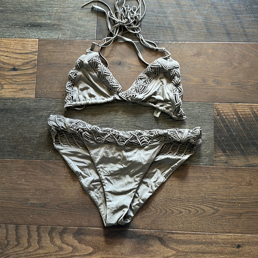 Beach bunny bikini